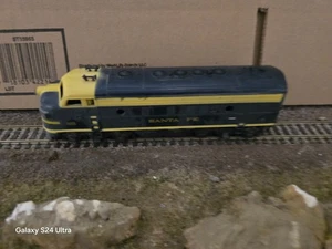 Tyco/Mantua Santa Fe F7 - Picture 1 of 3