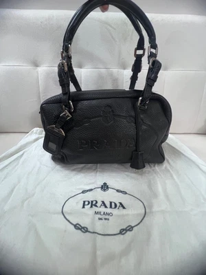 Prada Trunk in Certified Authentic Black Leather Top Condition - Imagen 1 de 4