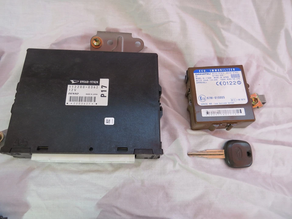 Daihatsu ECU, immobilizzatore e chiave codificata. Motore YRV, Sirion, Terios - K3-VE 1.3 - Immagine 1 di 1
