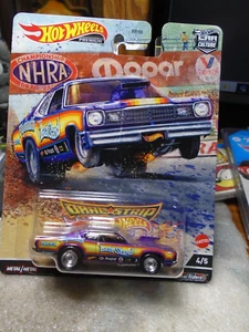 Hot Wheels Drag Strip Demons '73 Plymouth Duster with Real Riders - Picture 1 of 2