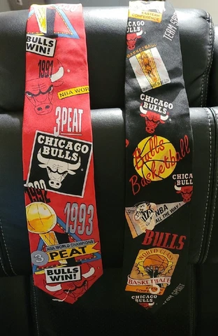 2 Vintage 90s Chicago Bulls Ties Michael Jordan Three 3 Peat Champions 1991-93 Cover