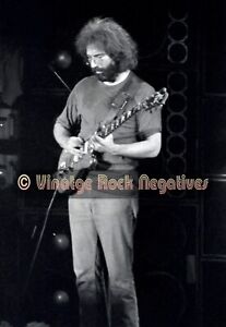 GRATEFUL DEAD Winterland 10/17/74 Jerry Garcia - True Archival 8.5x11 Photo
