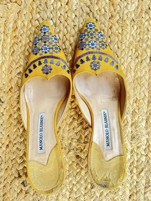 Manolo Blahnik Women's Linen Size 36.5 Tapestry Yellow and Blue Mules Heels - Image 1 of 4