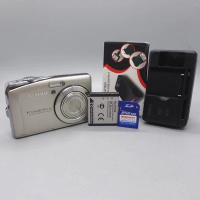 Fujifilm Digital Camera FinePix F50fd 12.0MP Silver Tested *Read* - Image 1 of 4