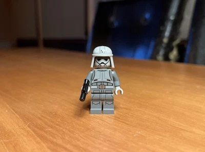 Lego Star Wars Rebels Imperial Combat Driver Minifigura del Set 75141 Foto 1 de 4