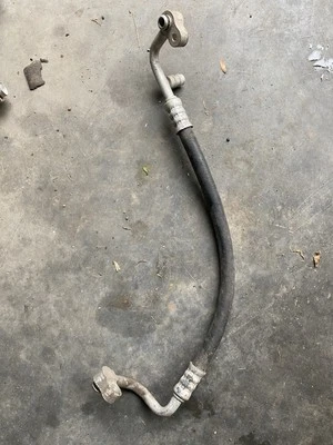 Manguera de descarga de aire acondicionado de lado alto para Honda Civic 1996 1997 1998 1999 2000 Foto 1 de 2