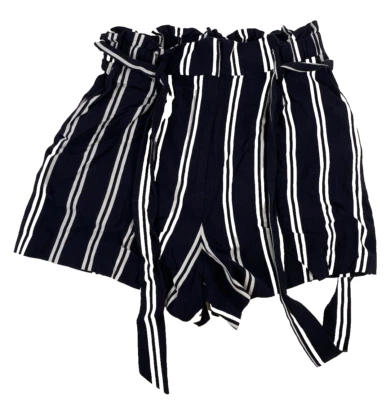 HM women's shorts 100% viscose black & white stripe tie belt size 4 - Image 1 of 4