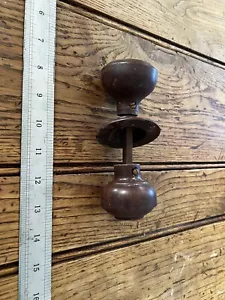 DK067 Bakelight 1920s Antique pair of door knobs - Picture 1 of 3
