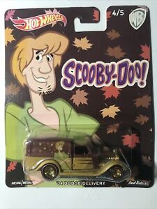 Hotwheels Pop Culture Scooby-Doo ‘34 Dodge Delivery w/ Real Riders