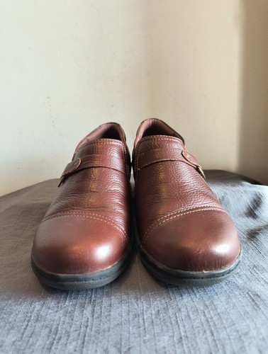 Scarpe slip on Clarks Collection in pelle Cheyn Fame mogano taglia 7 5 donna