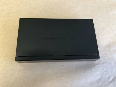 Pakedge SE-5P2-EP 5-Port Unmanaged Switch - Image 1 of 4