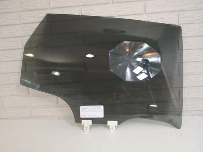 2008-2013 Nissan Rogue Rear passenger door glass OEM Factory tinted window right — 第 1/4 张图片
