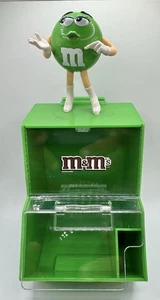 GREEN PEANUT M&M BONBONSPENDER MARS INC MM Stand Up 2012 - Bild 1 von 9