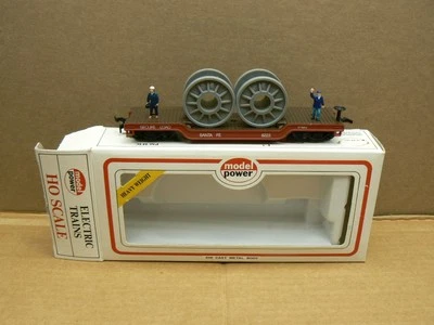 Model Power No. 8221 HO Scale SF Depressed Center Flat w/Two Reels & Figures MIB - Image 1 of 4