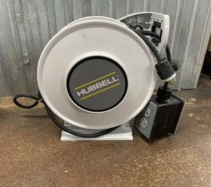 Hubbell weiß Industrie Verlängerungskabel Rolle HBLI45123GF220M1 - Bild 1 von 18