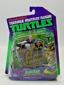 Modellino TMNT Shredder Unmasked 2013 firmato da Kevin Michael Richardson - Foto 1 di 2