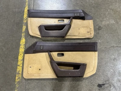 Porsche 924 1980 OEM par de paneles interiores marrones para puertas izquierda y derecha Foto 1 de 4