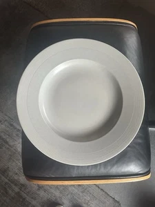 Huge 44.5cm Wedgwood Serving / Centrepiece / Fruit Bowl By Paul Costelloe - Picture 1 of 23