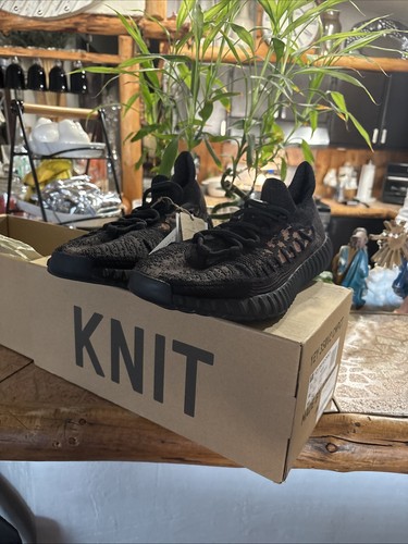 Yeezy 350 V2 Ardesia Carbonio STOCK ESAURITO
