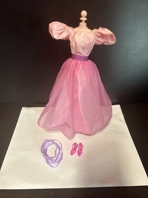 Vestido de Dama de honor vintage Barbie 1984 boda fiesta #7967 Mattel con zapatos Foto 1 de 4