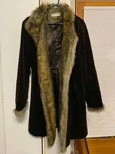 ORVIS Faux Fur Long Hexagon Detailed Overcoat Jacket Chocolate Brown Coat Size L - Picture 1 of 7