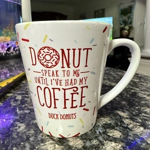 Outer Banks, NC, ciambelle d'anatra negozio di ciambelle tazza da caffè in ceramica tazza da tè per regalo - Foto 1 di 7