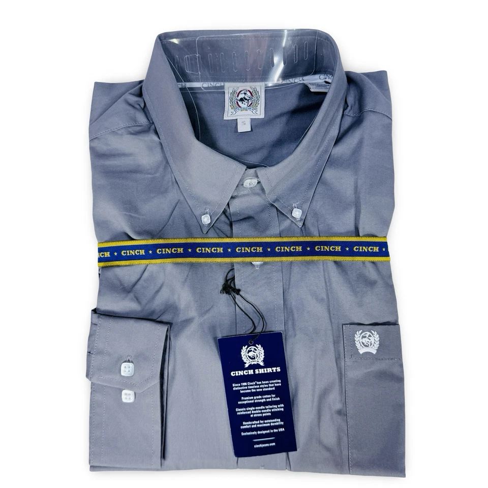Camisa lisa Cinch para hombre calce clásico manga larga con botones bolsillo abierto pequeña gris Foto 1 de 2