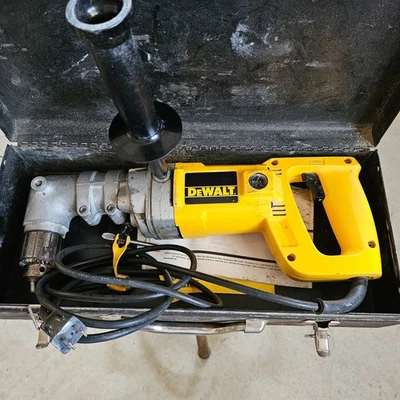 Dewalt DW120 1/2 right angle drill with Hard Case - Image 1 of 3