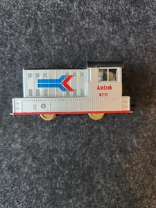 Model Power - Amtrak #6711 Porter Hustler Diesel Locomotive - HO Scale - Picture 1 of 10