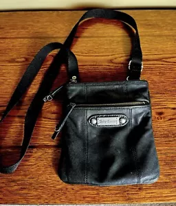 BORSA A TRACOLLA JUICY COUTURE CROSS BODY IN PELLE NERA CON ZIP - Foto 1 di 10
