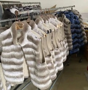 Women's Real Natural Rabbit Fur Vest Waistcoat Winter Warm Fluffy Stripe Gilet - Picture 1 of 31