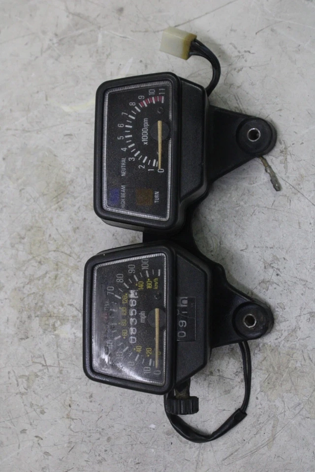 87 YAMAHA XT350 OEM CALIBRE SPEEDO TAC CONJUNTO Foto 1 de 4
