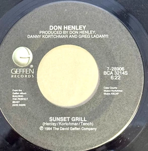 DON HENLEY - SUNSET GRILL - 1984 - GOOD CONDITION - 45 VINYL - Picture 1 of 3