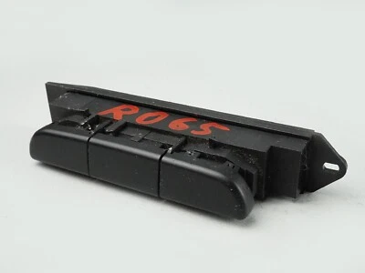 2003 - 2006 Mercedes Benz Sl500 R230 Console Center Blank Filler 2308207710 Foto 1 de 4