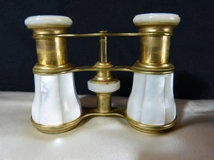 Paire jumelles de théatre ancienne 19 siècle XIX en laiton nacre avec étui Lyon - Imagen 1 de 24