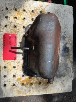 Cacerola de aceite Suzuki 660 EFI 2701910 Cushman Turf Truckster 898658 Foto 1 de 4