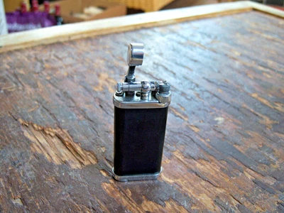 IM Corona Old Boy Pfeiffen Feuerzeug - Bild 1 von 4