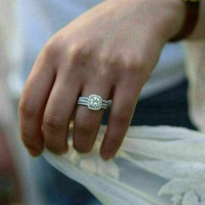 2.Ct Round Cut Diamond Luxury Halo Engagement Ring 14K White Gold Finish - Picture 1 of 4