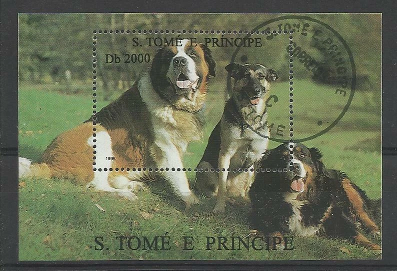  chien dog hund perro Bloc Feuillet oblitéré 78  San Tomé  - Photo 1/1