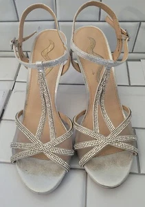 Nina Roset Silver Platform Sandal Dress Shoe Rhinestone Gem Detail 4in... - Picture 1 of 9