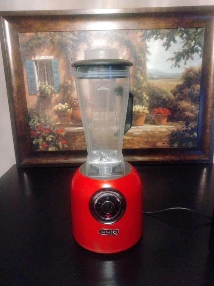 Licuadora Dash Premium roja modelo DPB500RD 1400 W probada funcionando  Foto 1 de 4