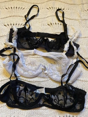Lote De 3 Sujetadores Victoria’s Secret Años 90 De Colección 34A Encaje Transparente Con Aros Blanco Negro Foto 1 de 4