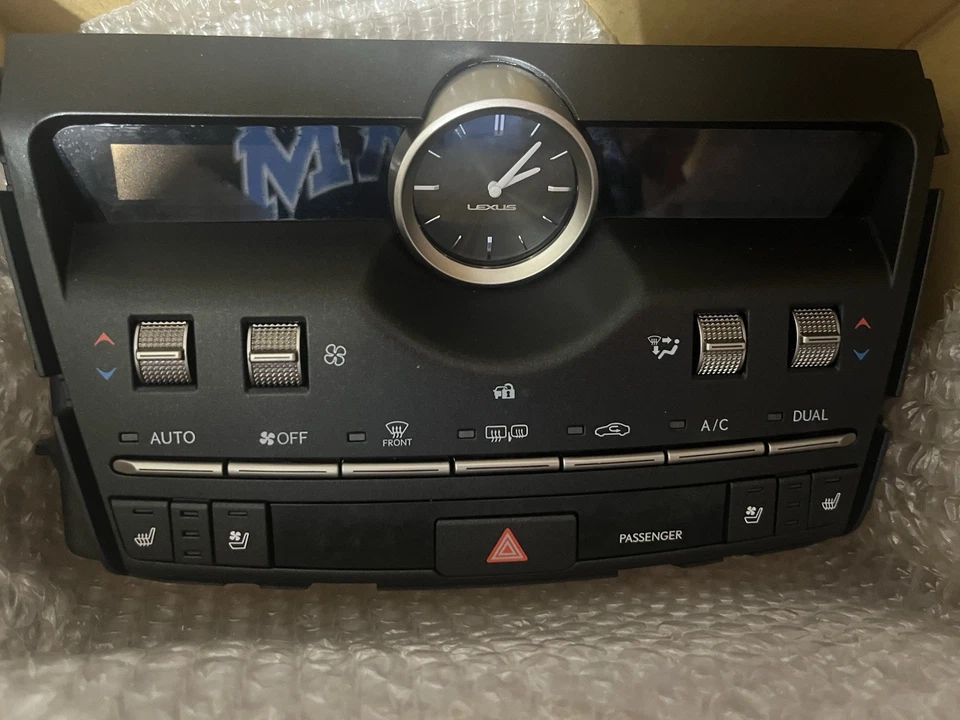 Controlador de calefacción de aire acondicionado Lexus NX300/NX300h 2019-2021 Foto 1 de 1