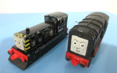 Литой под давлением винтажный двигатель-цистерна поезда Thomas от Ertl Mavis & Diesel Friends черный - Изображение 1 из 4