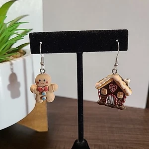 Handgefertigte Lebkuchenmann & Haus Ohrhänger Damen NEU Geschenke Urlaub - Bild 1 von 6