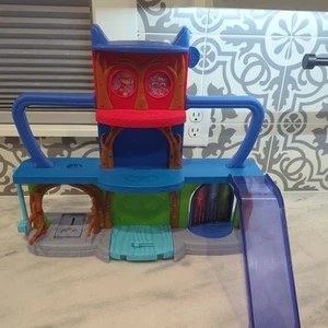 PJ Mask Control Center Headquarters Playset has slide. - Picture 1 of 4