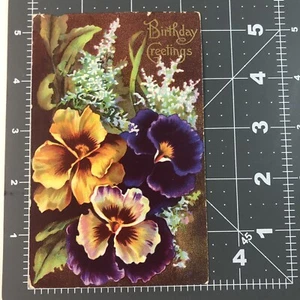 Antigua postal de "Saludos de cumpleaños" publicada 1911 flores divididas - Imagen 1 de 3