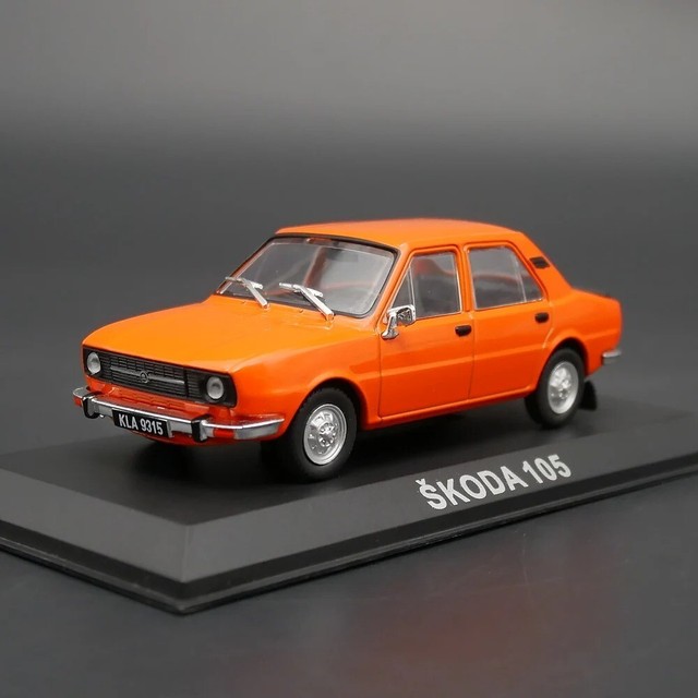 1:43 Scale Skoda 706 Krosa Bus Car Model Beijing Public Transport Classic  Car Model Bar Decoration Static Hobby Collection Toys