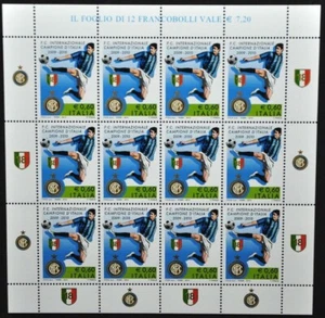 2010 ITALIA FOGLIO INTER CAMPIONE D'ITALIA MNH - MONTATO SU FOGLIO MARINI - Foto 1 di 1