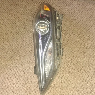 Faros lado conductor hyundai elantra sport 2017-2018 Foto 1 de 4